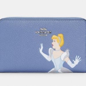 Cinderella Disney X Coach Id Zip Wallet